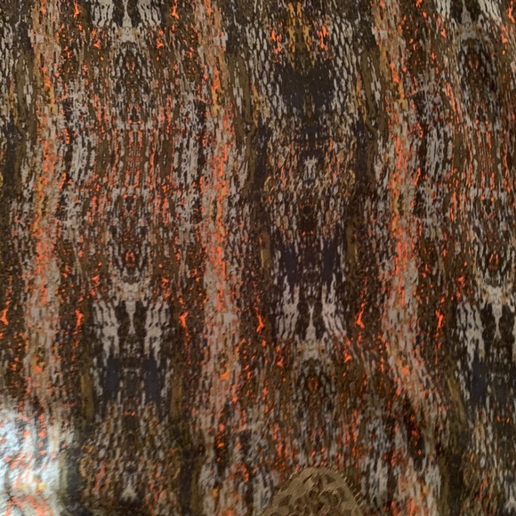 Grey Patterned lace trim dress - Picture 4 of 6